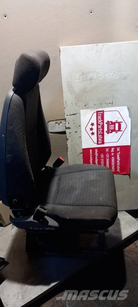 Scania R 420.   2401822 Cabines e interior