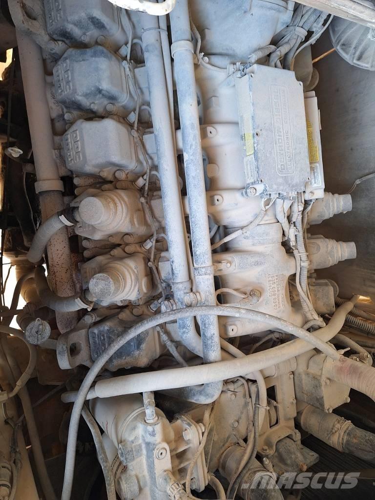 Perlini DP 705 Camiőes basculantes rígidos
