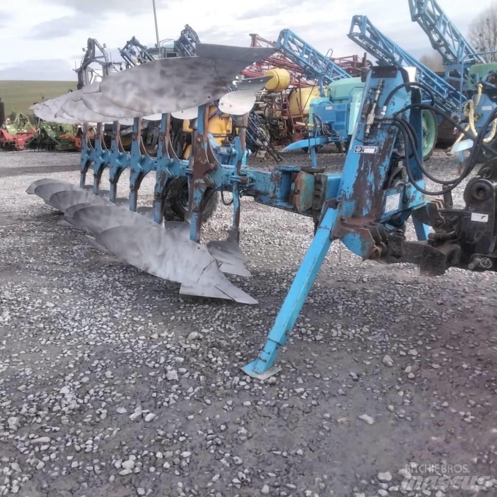 Lemken DIAMANT 140 Charruas reversíveis
