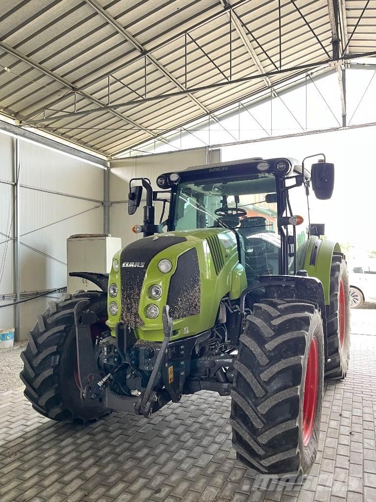 CLAAS Arion 440 Tratores Agrícolas usados