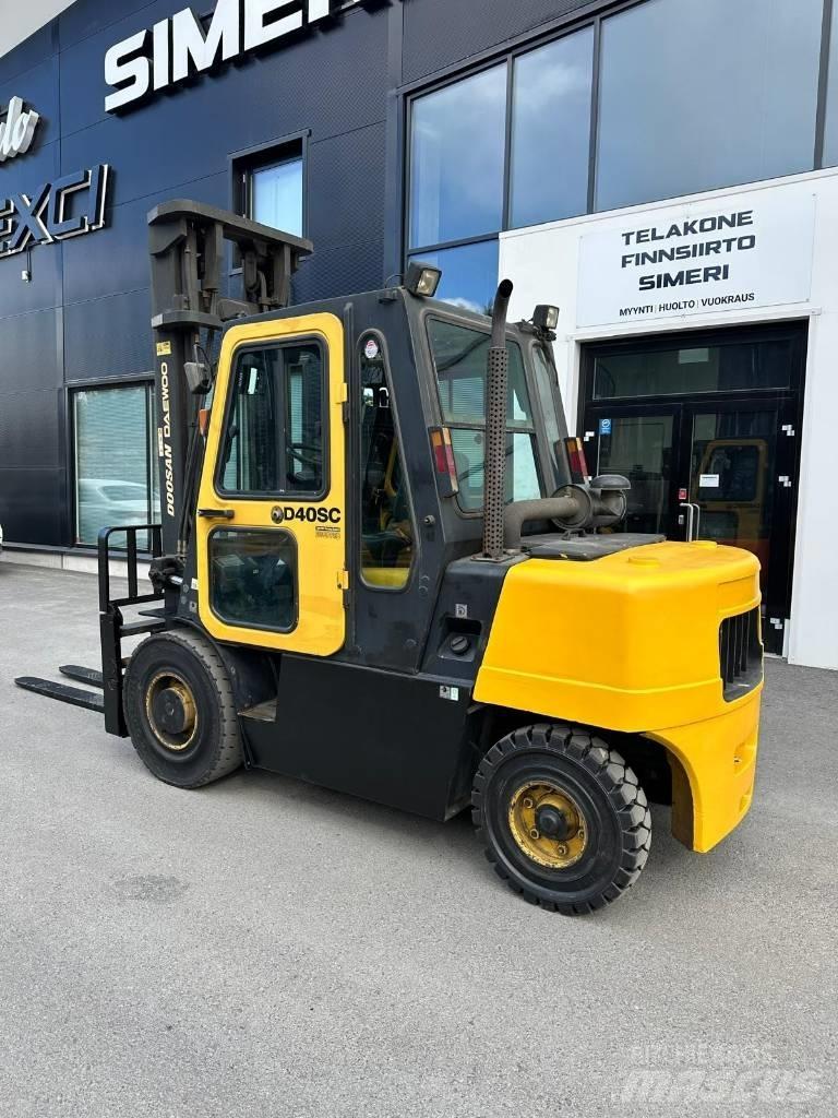 Daewoo D40SC-2 Empilhadores Diesel