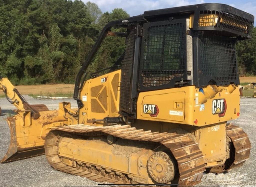 CAT D 3 Dozers - Tratores rastos