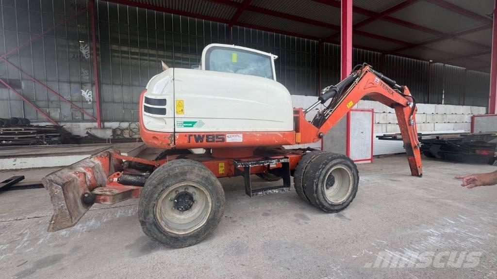 Yanmar TW 85 Escavadoras de rodas