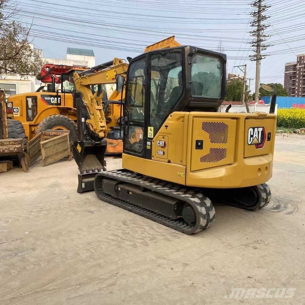 CAT 306 Miniescavadeiras