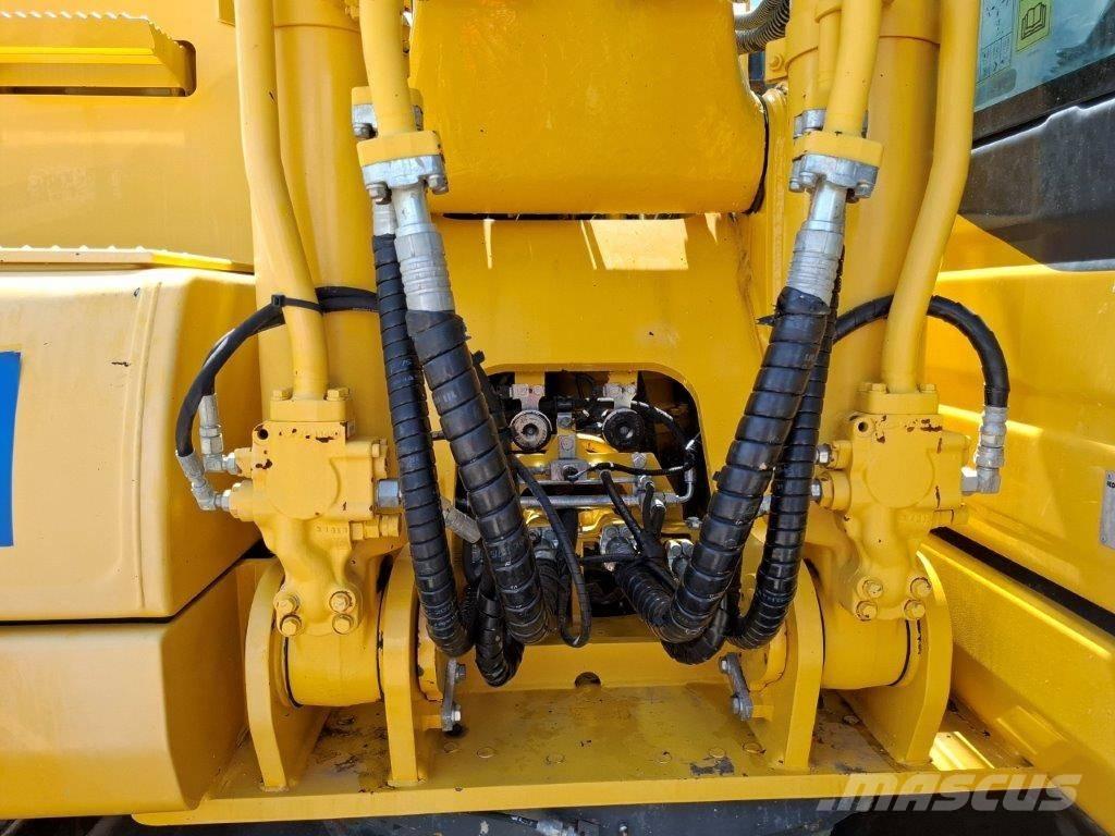Komatsu PC240LC-10 Escavadeiras de esteiras