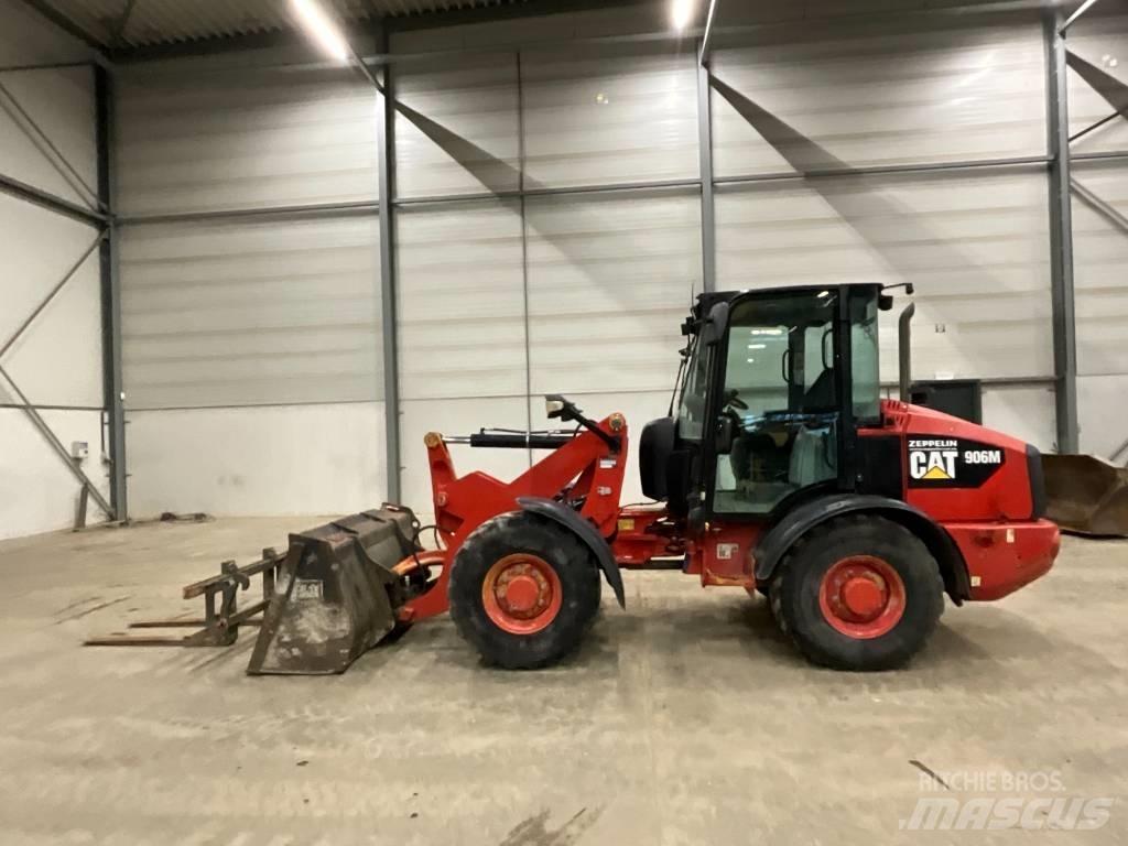 CAT 906 M Carregadeiras de rodas