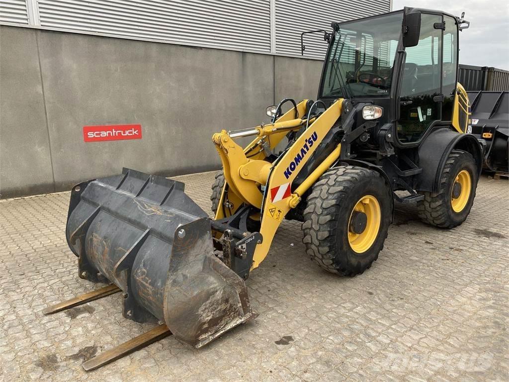Komatsu WA80M-8EO Carregadora multifunções