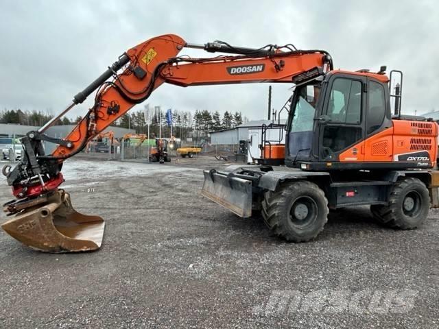 Doosan DX 170 W-5 Escavadoras de rodas