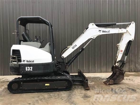 Bobcat E32M Miniescavadeiras