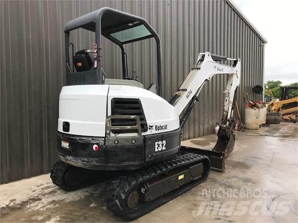 Bobcat E32M Miniescavadeiras