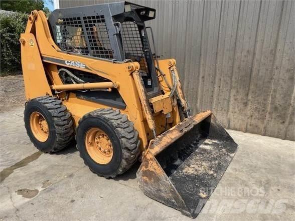 CASE 435 Minicarregadeiras