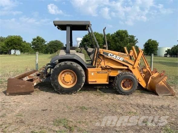 CASE 570M XT Carregadeiras de rodas