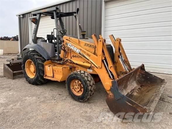 CASE 570M XT Carregadeiras de rodas