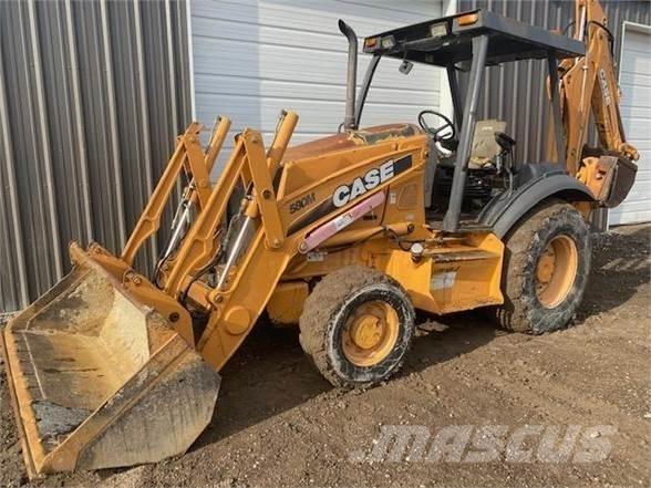 CASE 580M III Retroescavadeiras