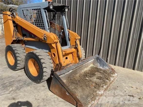 CASE 70XT Minicarregadeiras