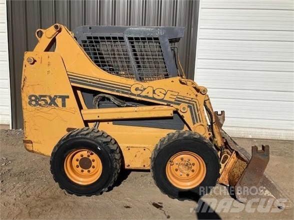 CASE 85XT Minicarregadeiras