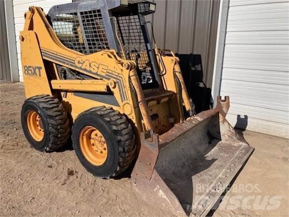 CASE 85XT Minicarregadeiras