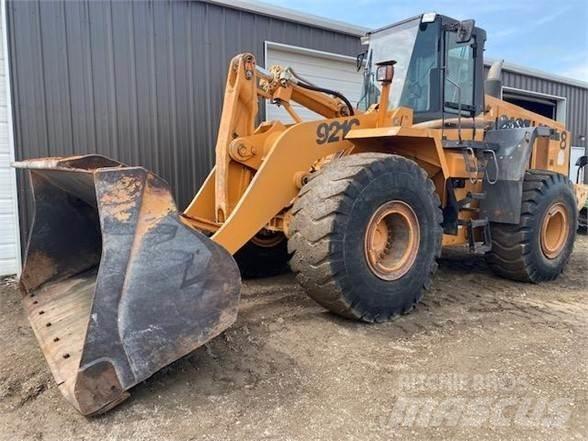 CASE 921C Carregadeiras de rodas