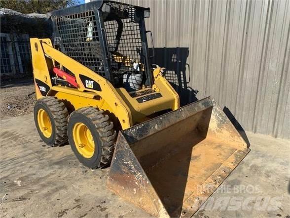 CAT 216B2 Minicarregadeiras