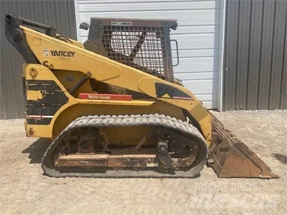 CAT 252 Minicarregadeiras