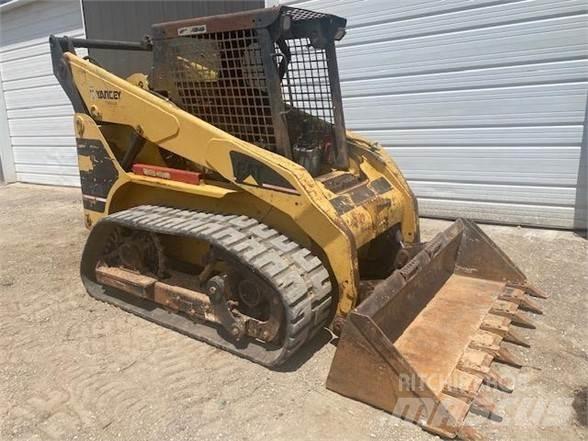 CAT 252 Minicarregadeiras