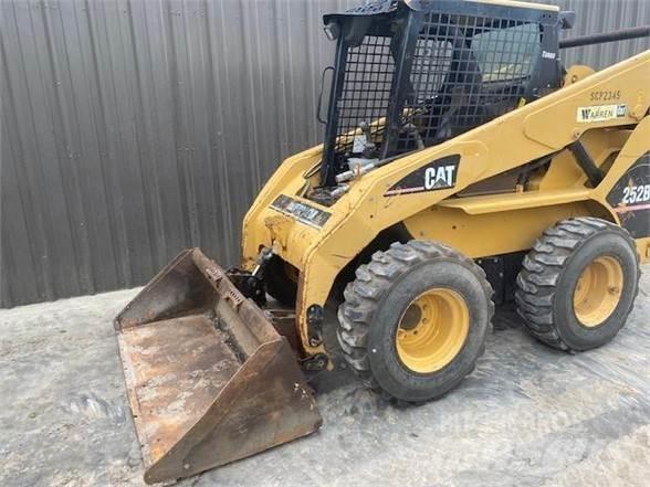 CAT 252B Minicarregadeiras
