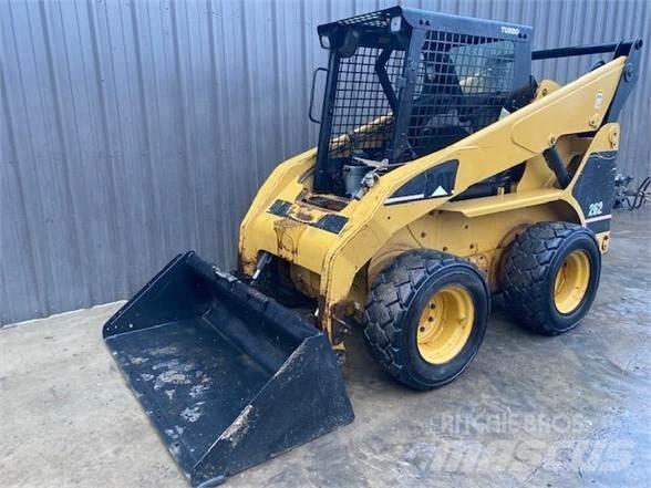 CAT 262 Minicarregadeiras