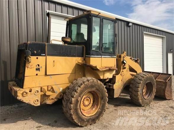 CAT 918F Carregadeiras de rodas