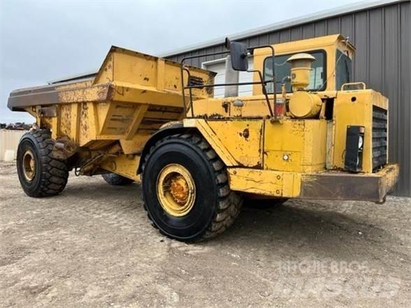 CAT D25C Caminhões articulados