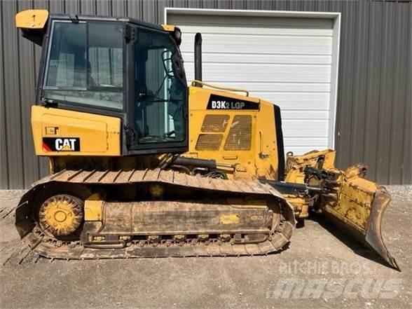 CAT D3K2 LGP Dozers - Tratores rastos