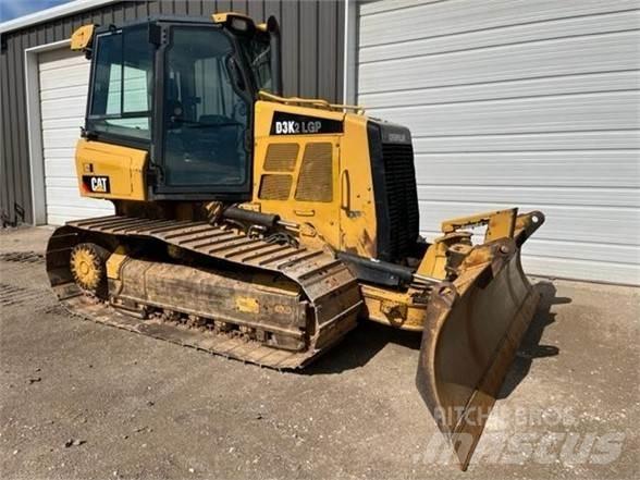 CAT D3K2 LGP Dozers - Tratores rastos
