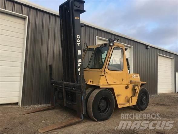 CAT V180B Empilhadores Diesel