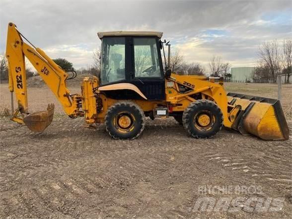 JCB 212S Retroescavadeiras