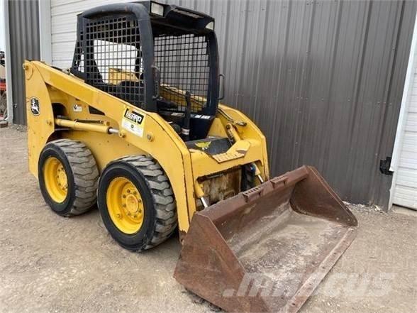 John Deere 315 Minicarregadeiras