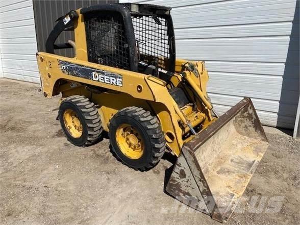 John Deere 317 Minicarregadeiras
