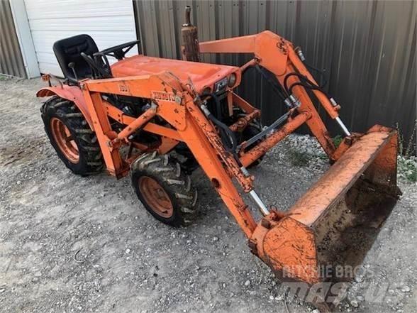 Kubota B7100 Tratores Agrícolas usados