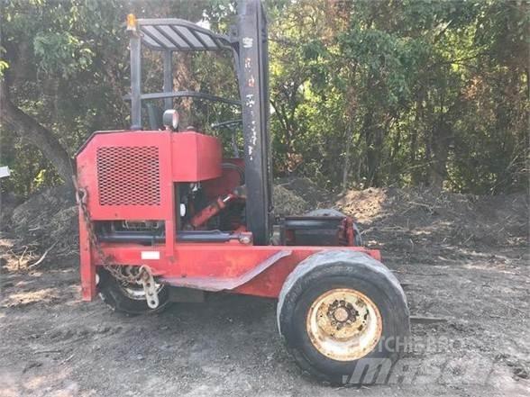 Moffett M5000 Empilhadores de montagem em camião