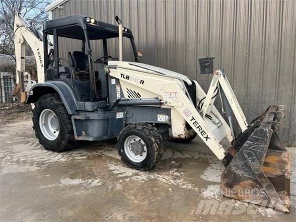 Terex TLB840R Retroescavadeiras