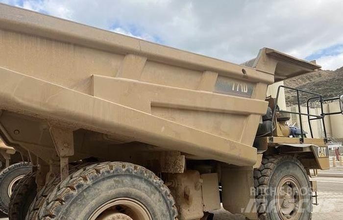 CAT 771D Dumpers de obras