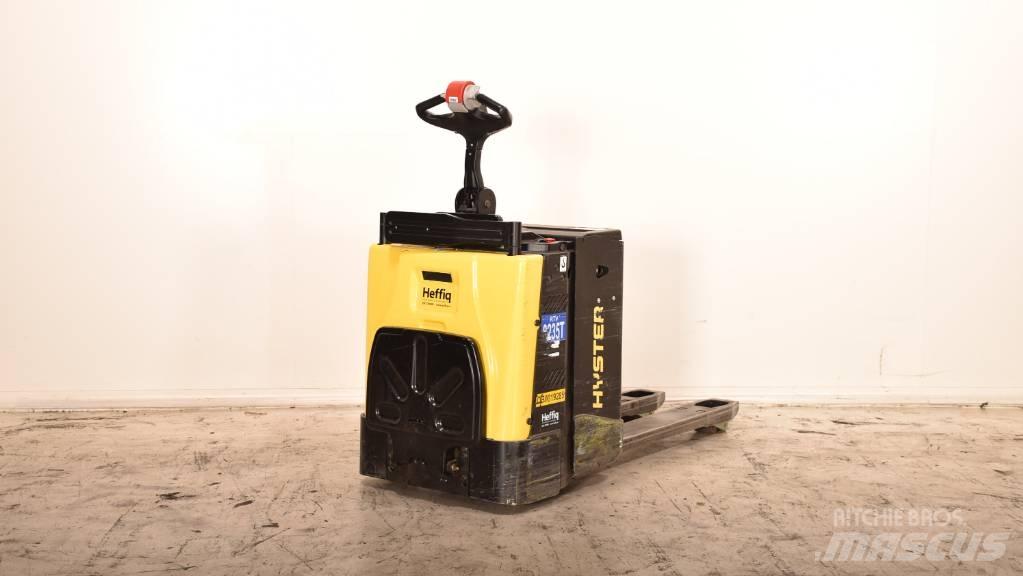 Hyster P 2.0 S Porta-paletes com plataforma