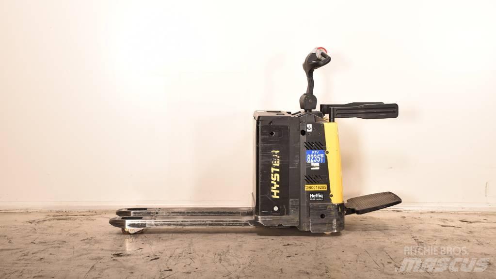 Hyster P 2.0 S Porta-paletes com plataforma