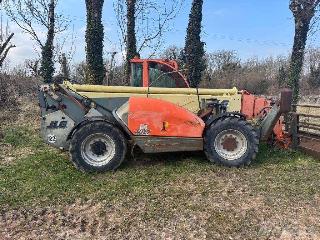JLG 4017 Manipulador telescópico