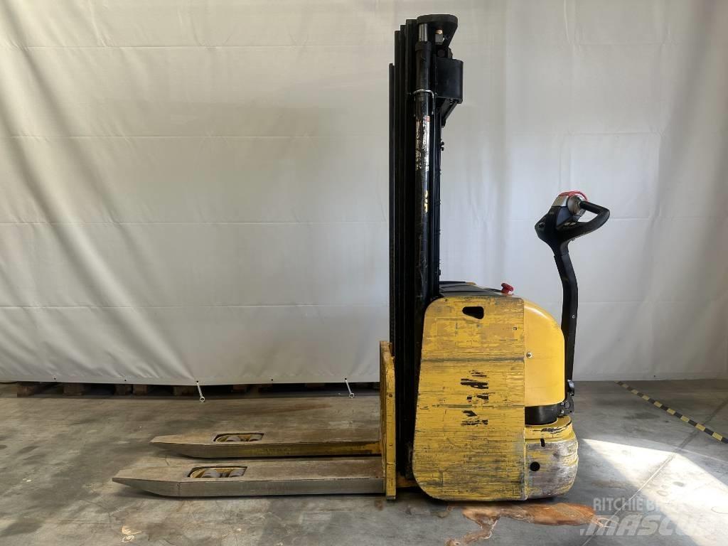 Yale ms12 Empilhador para operador externo