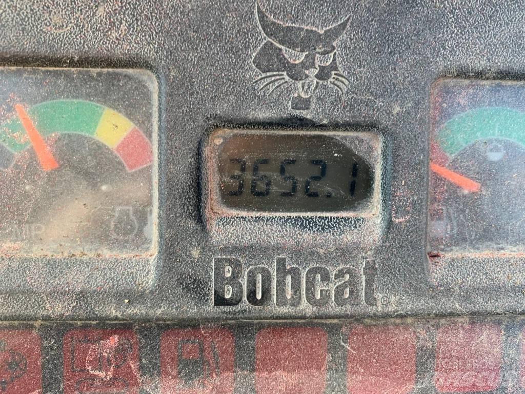 Bobcat 425 Miniescavadeiras