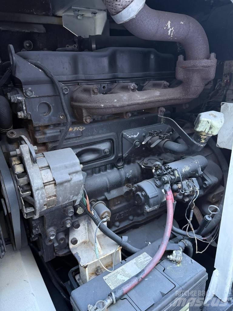 MultiQuip DCA 45 Geradores Diesel