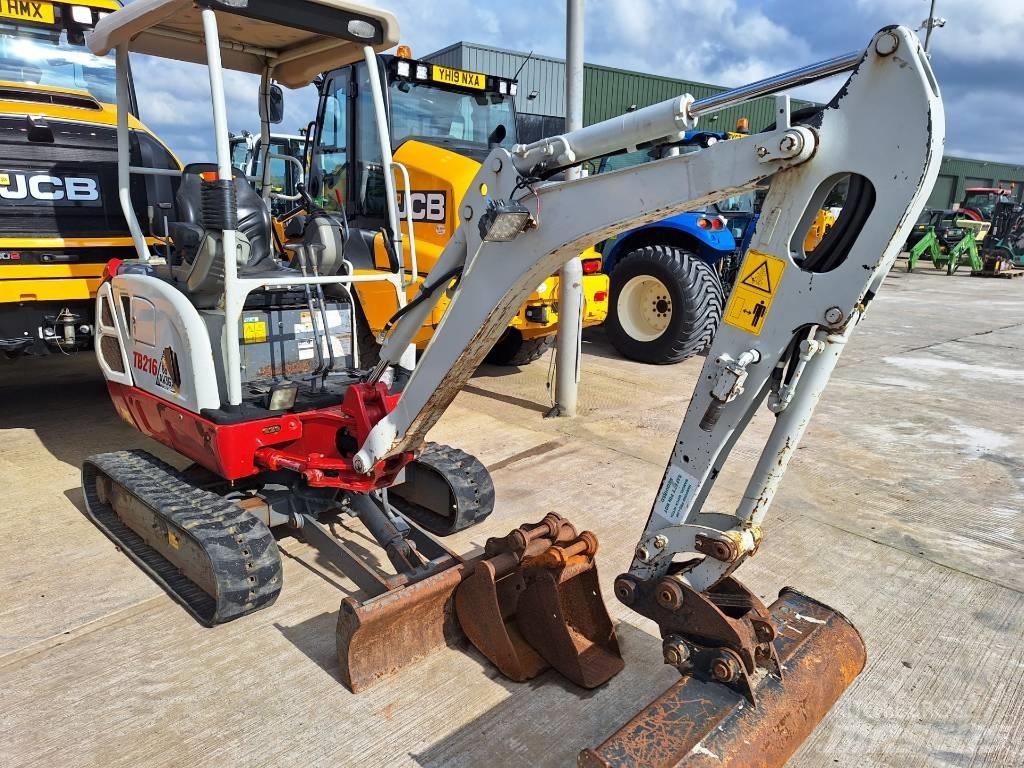 Takeuchi TB216 Miniescavadeiras