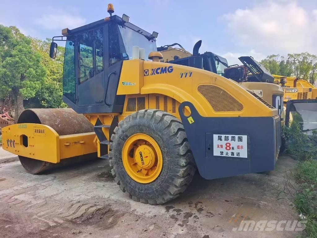 XCMG XS 202 J Cilindros Compactadores monocilíndricos