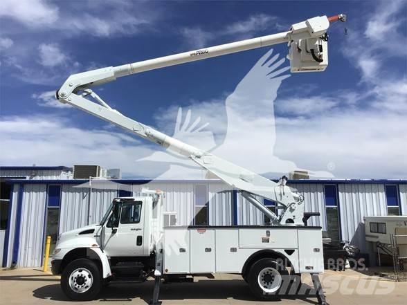 Altec AA755L Plataformas aéreas montadas em camião
