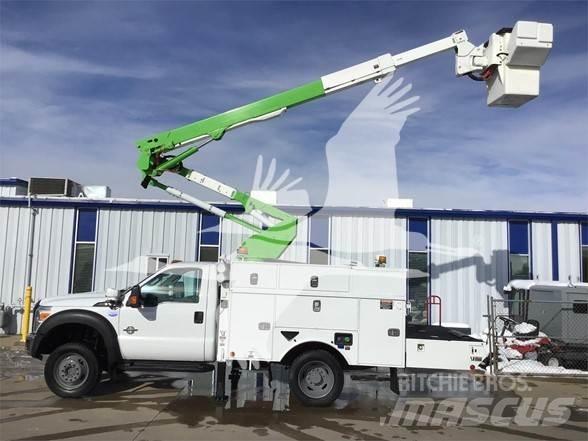 Altec AT40G Plataformas aéreas montadas em camião