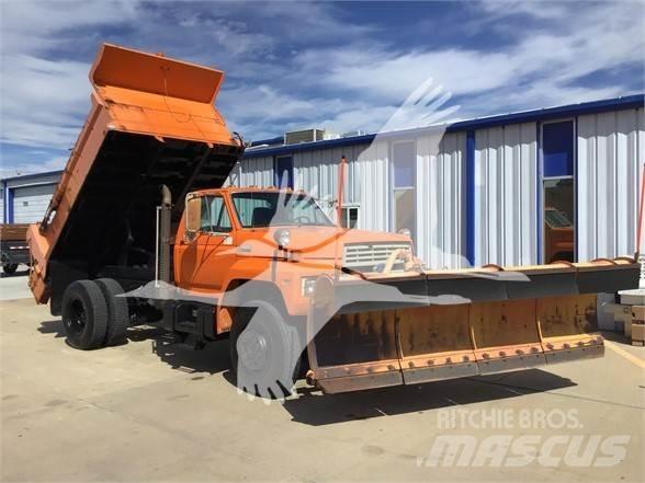Ford F800 Espalhadores de areia e sal